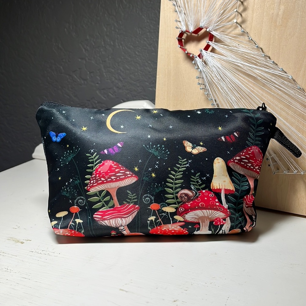 New Mushroom cosmetic pouch